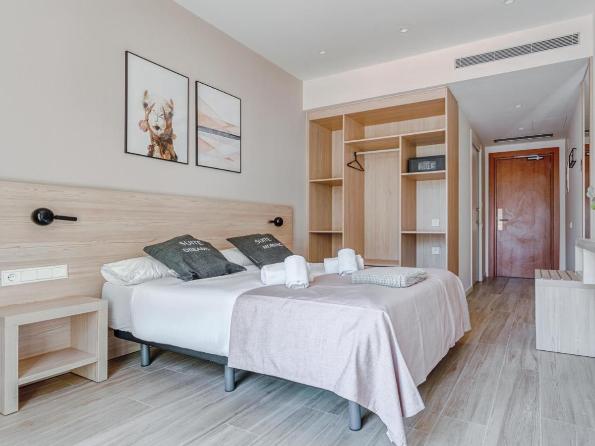 Limehome Barcelona Carrer De Besalu 82 Extérieur photo