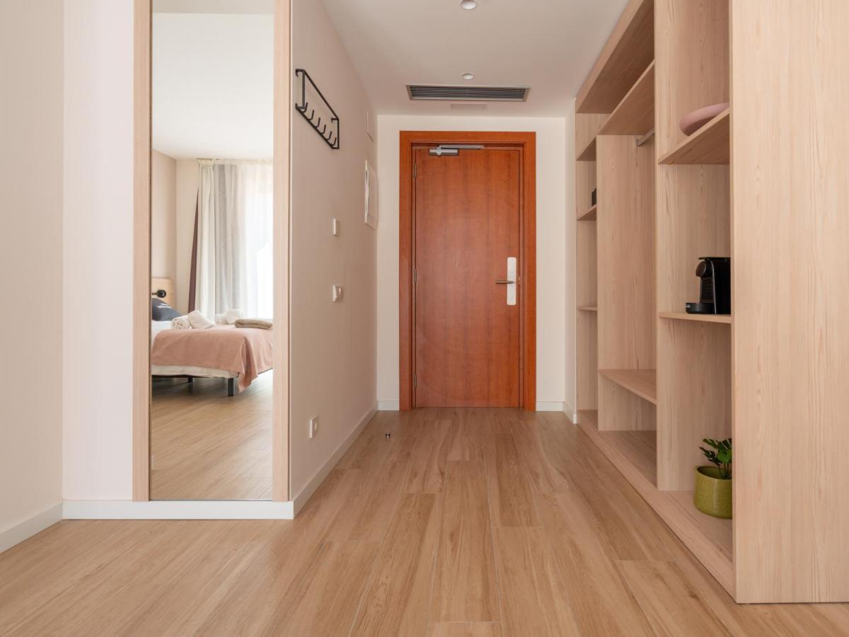 Limehome Barcelona Carrer De Besalu 82 Extérieur photo