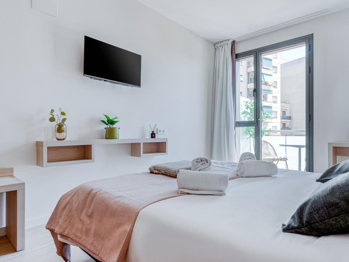 Limehome Barcelona Carrer De Besalu 82 Extérieur photo