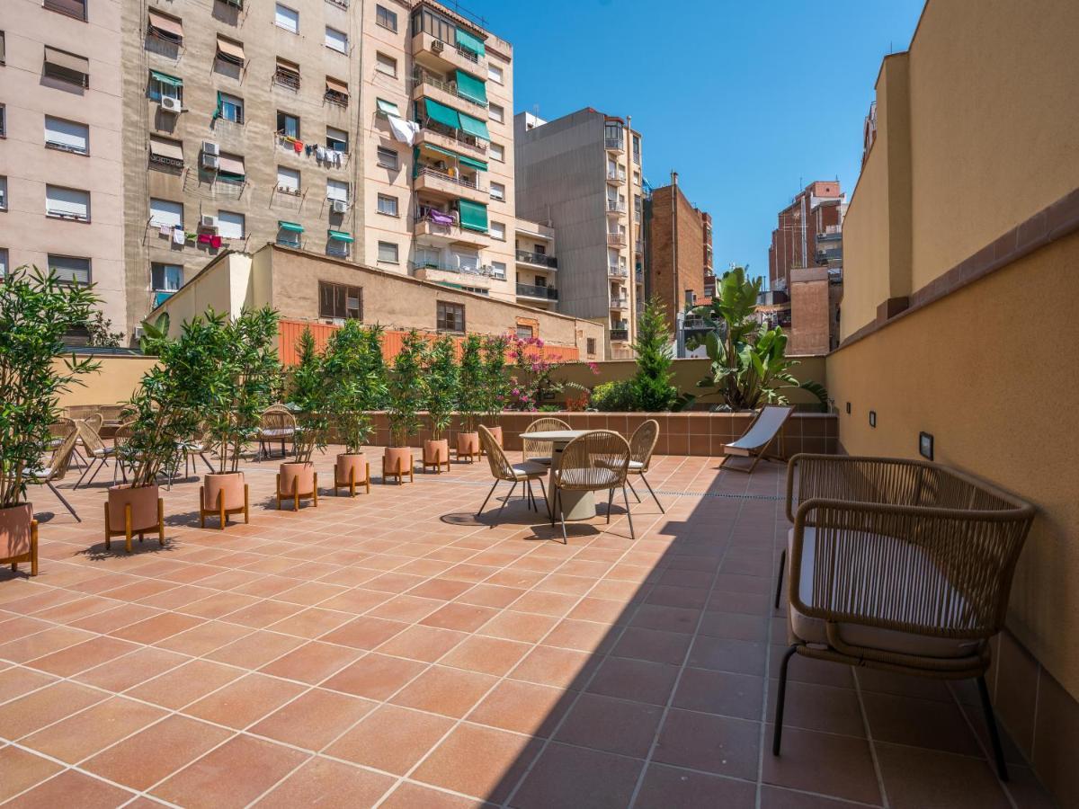 Limehome Barcelona Carrer De Besalu 82 Extérieur photo