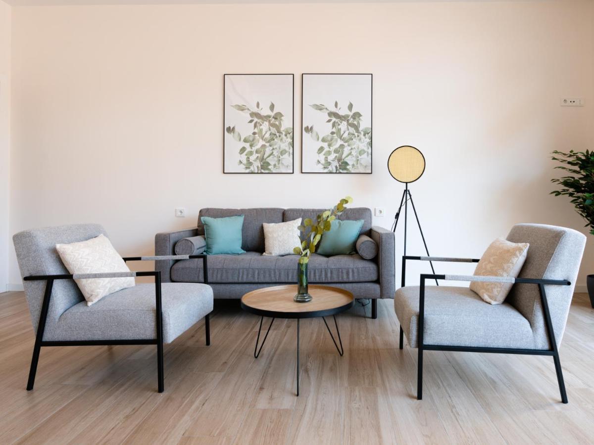 Limehome Barcelona Carrer De Besalu 82 Extérieur photo